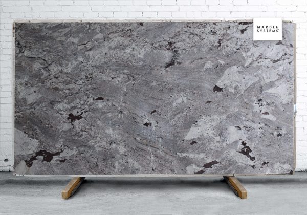 Marble Systems - River White Polished Granite Slab Random 1 1/4 - SL90451