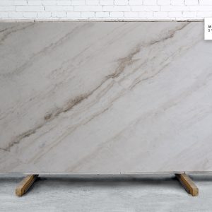 Marble Systems - Glorious White Polished Marble Slab Random 3/4 - SL91022