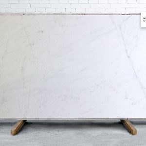 Marble Systems - Bianco Venus Honed Marble Slab Random 1 1/4 - SL91086