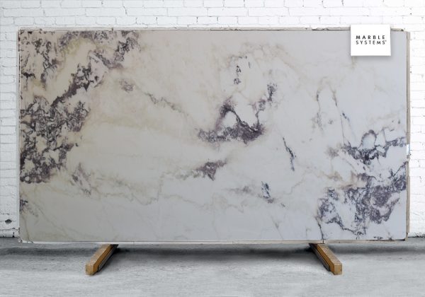 Marble Systems - Calacatta Monet Honed Marble Slab Random 3/4 - SL91114