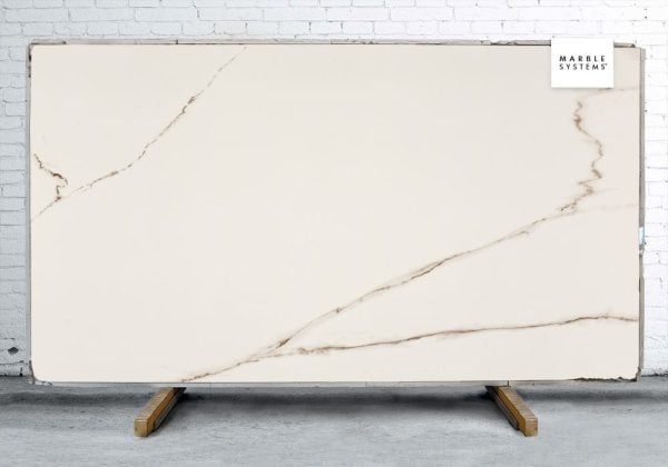 Marble Systems - Lincoln Polished Marble Look Porcelain Slab 47 1/4x94 1/2 - TL17787