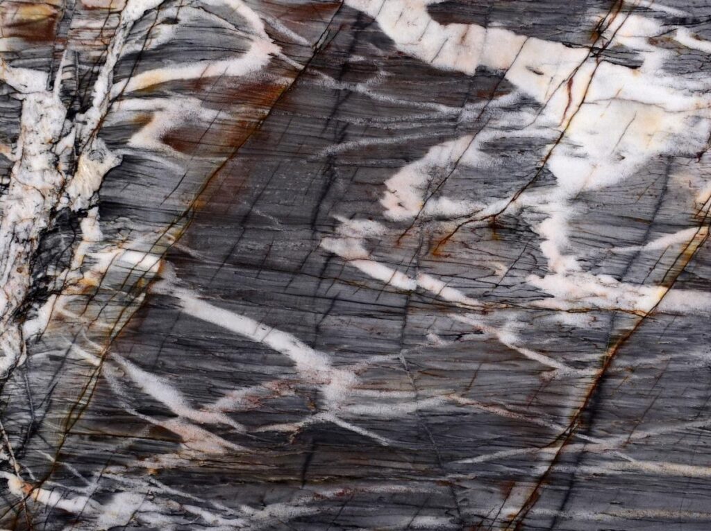 3cm Midnight Crystal - Premium