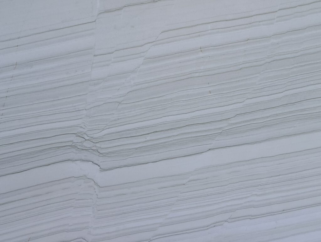 3cm Maximus White Quartzite - Premium